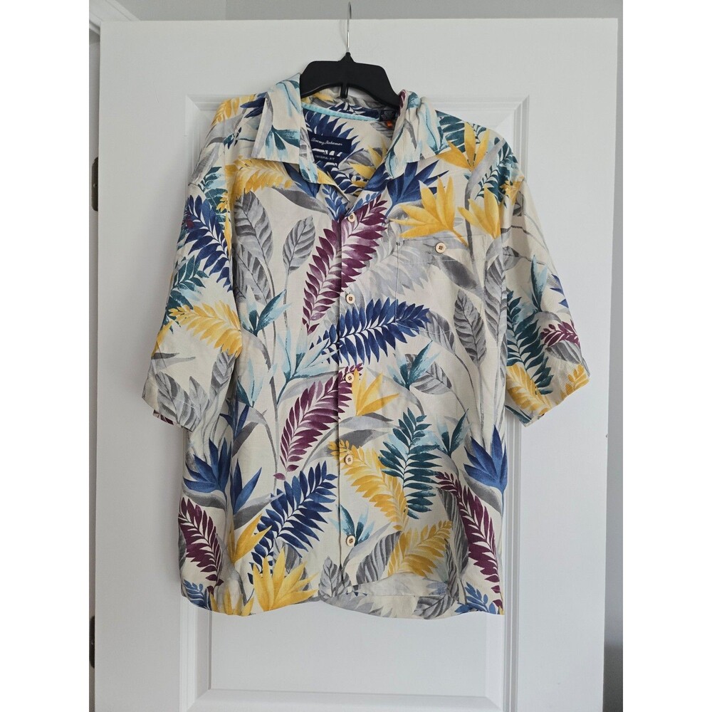 Tommy Bahama Men's Hawaiian Floral Short Sleeve Button-Up Shirt  XL